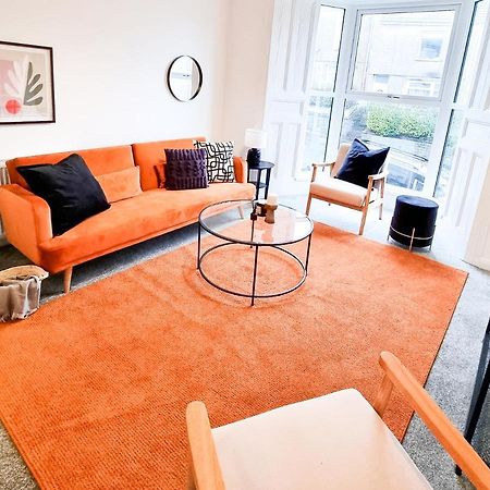 Spacious 3-Bed Near The City Centre سوانسي المظهر الخارجي الصورة
