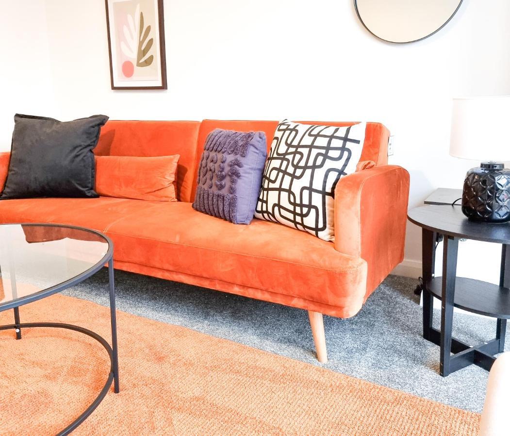 Spacious 3-Bed Near The City Centre سوانسي المظهر الخارجي الصورة